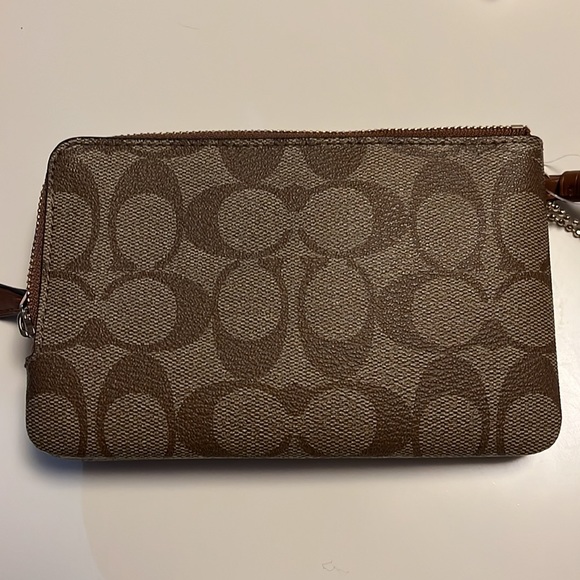 Coach Double Corner Zip Wristlet In Signature Canvas - Picture 6 of 6